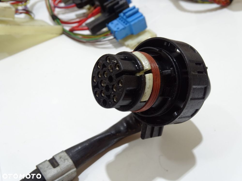 WIĄZKA SILNIKA BMW E60 3.0 D 306D3 AUTOMAT 7796103 - 4