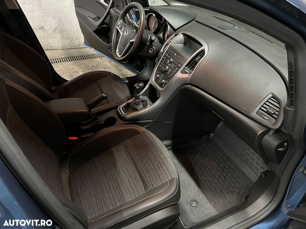 Opel Astra 1.6 CDTI Start/Stop Cosmo - 16