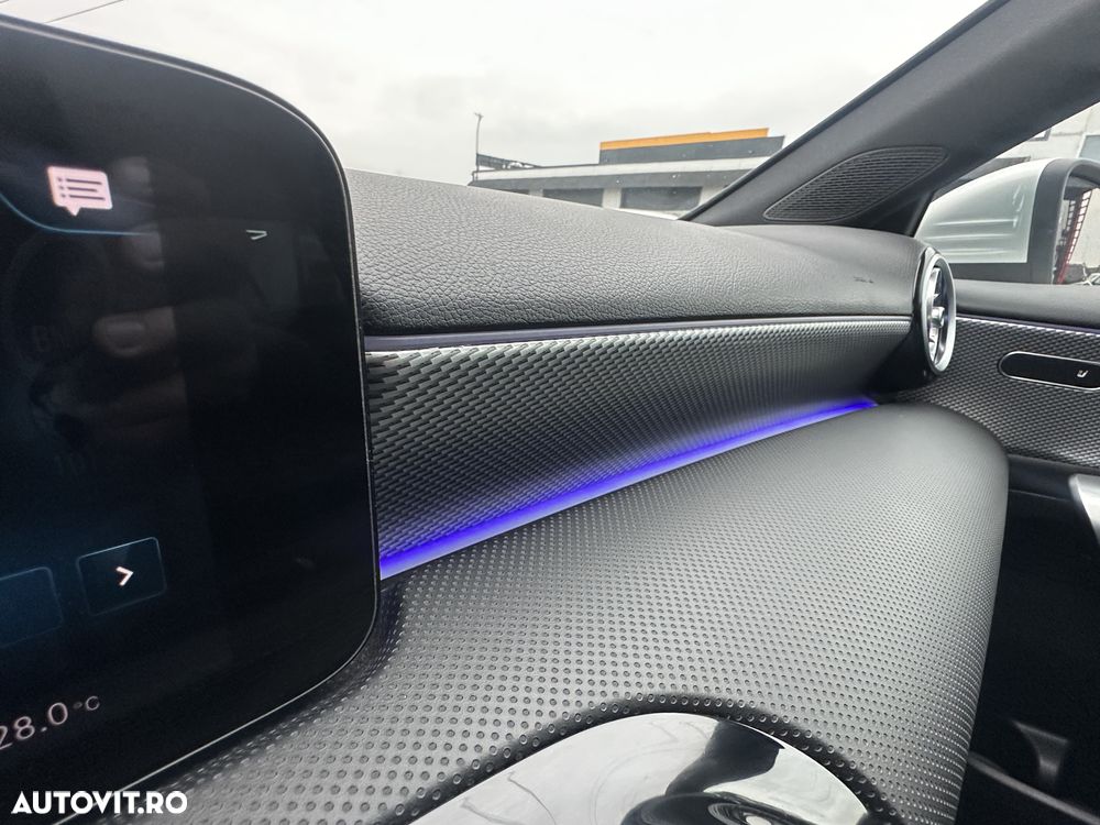 Mercedes-Benz A 250 e Sedan Aut. - 16