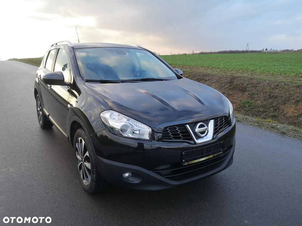 Nissan Qashqai - 2
