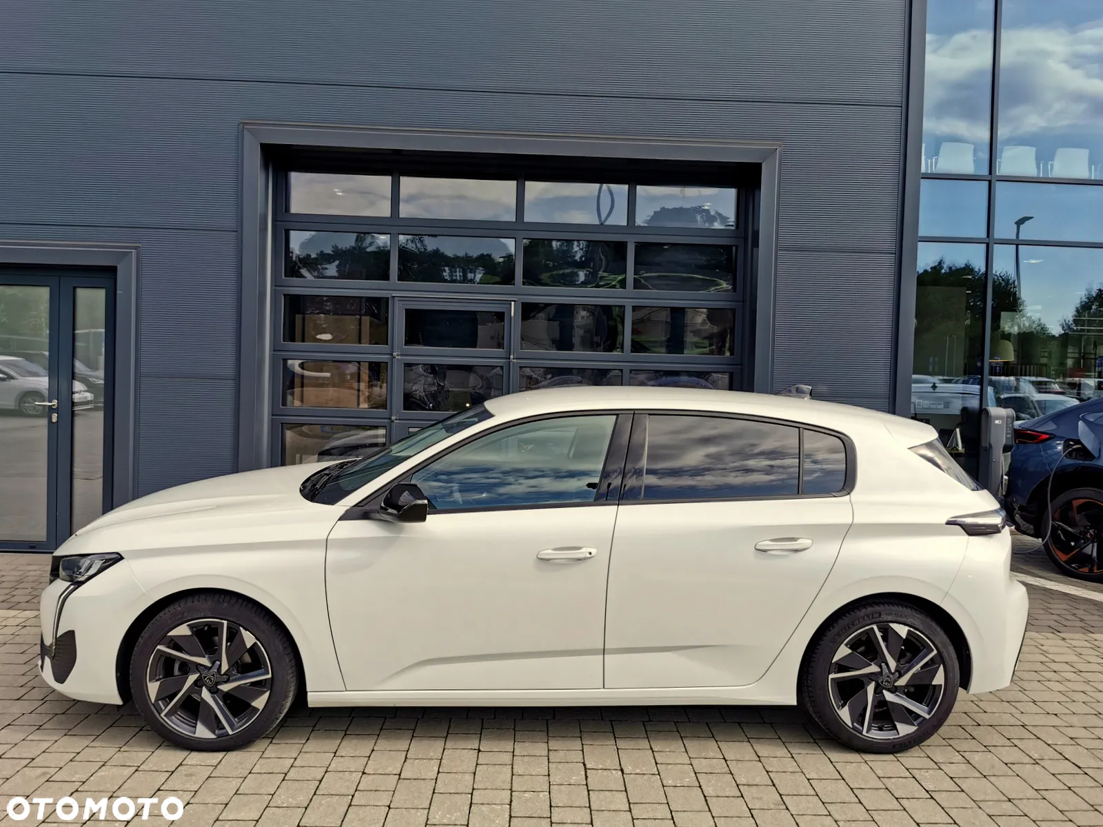 Peugeot 308 1.2 PureTech Allure Pack S&S EAT8 - 18