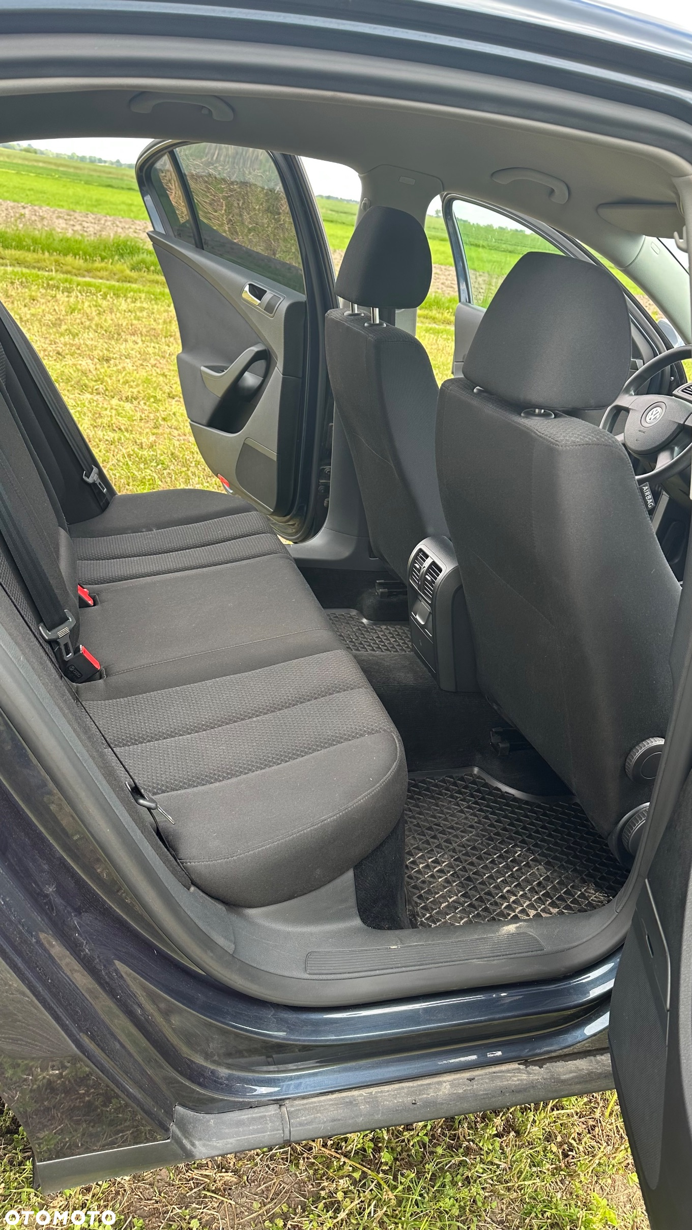 Volkswagen Passat 2.0 TDI Comfortline DSG - 8