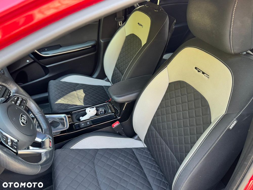 Kia ProCeed - 9