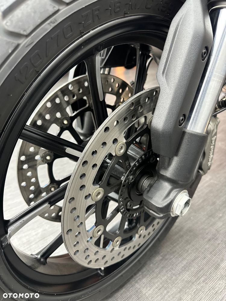 Ducati Scrambler - 21