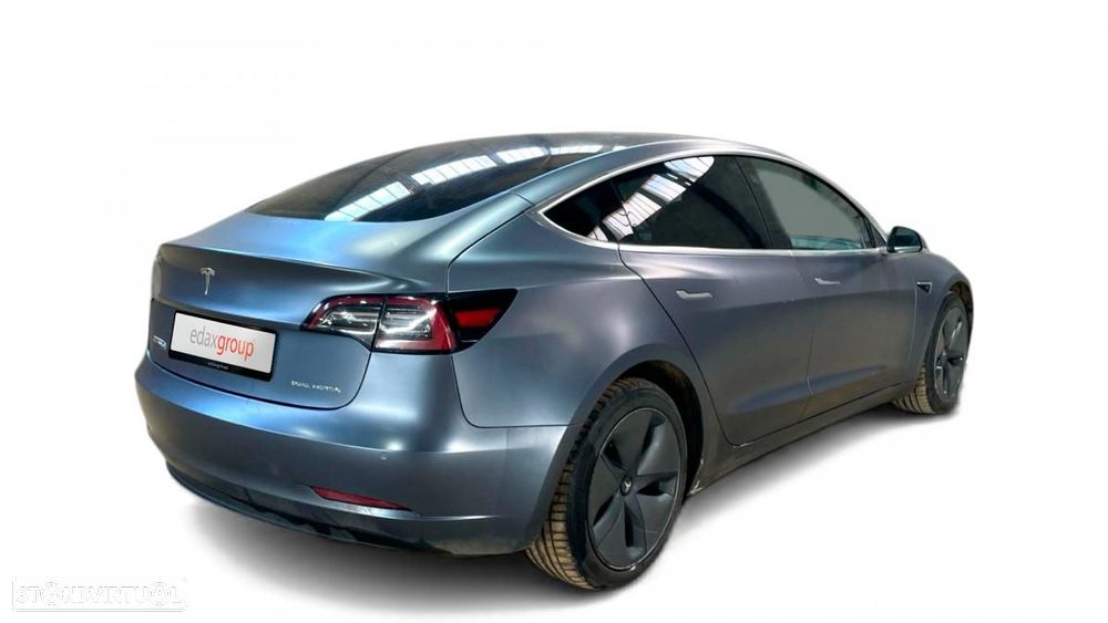 Tesla Model 3 Long-Range Dual Motor AWD - 2