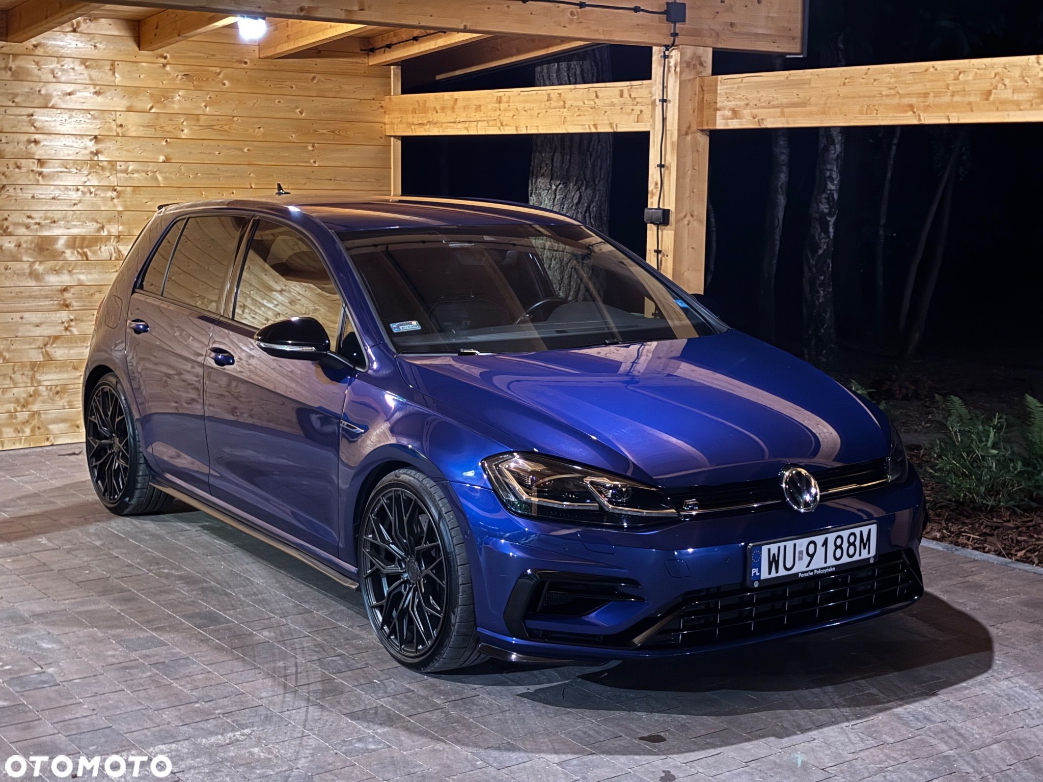 Volkswagen Golf R 4Motion (BlueMotion Technology) DSG - 1