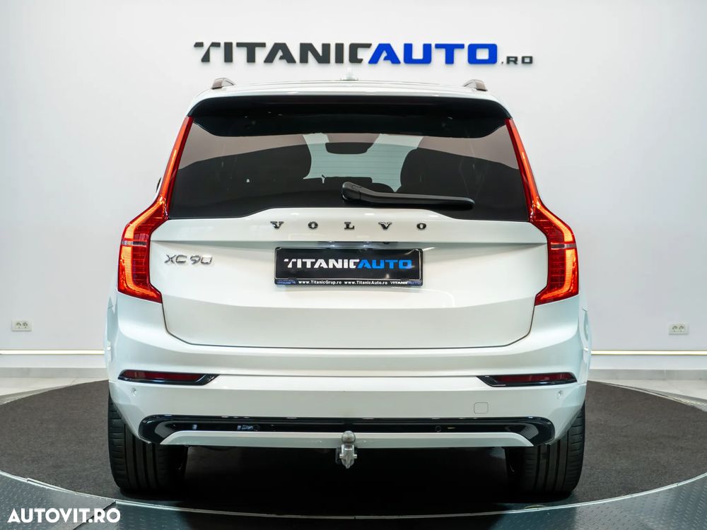 Volvo XC 90 T8 AWD Recharge Geartronic RDesign - 12