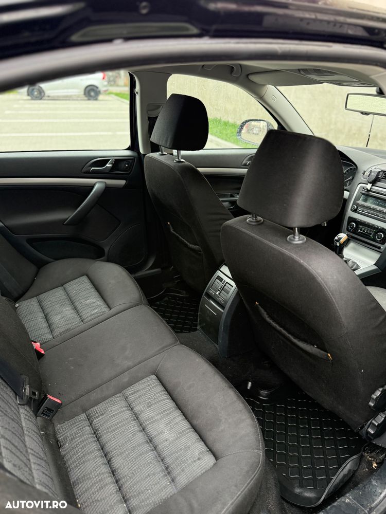 Skoda Octavia 1.6 TDI Ambiente - 10