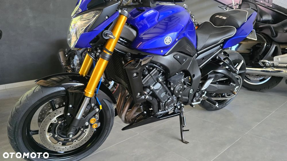 Yamaha FZ8 - 11