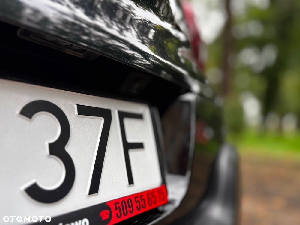 Citroën C3 1.2 PureTech Shine EAT6 - 27