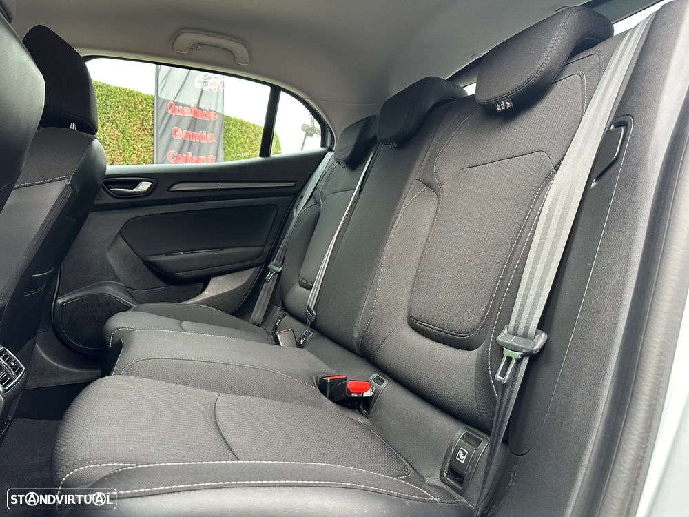 Renault Mégane BLUE dCi 115 BUSINESS EDITION - 22