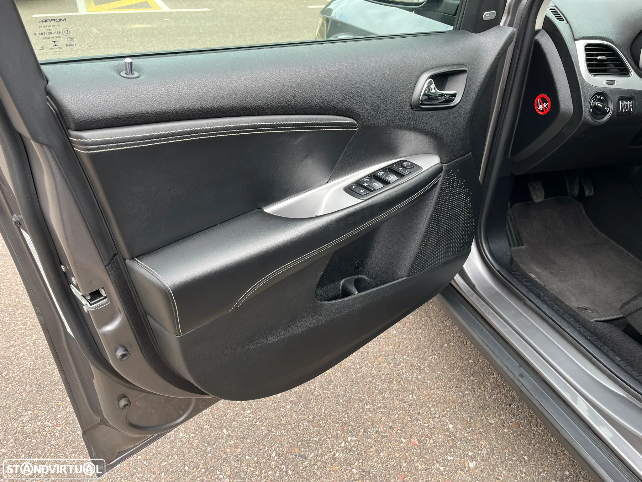 Fiat Freemont 2.0 M-Jet Urban - 10