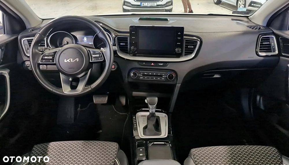 Kia XCeed 1.6 GDI PHEV L DCT - 8
