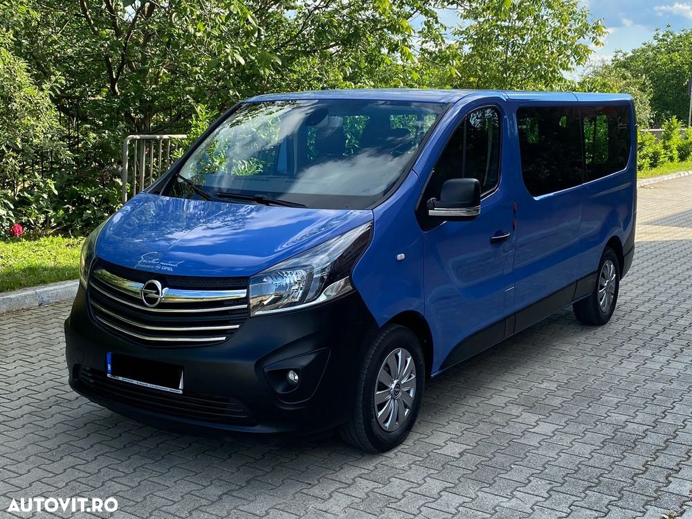 Opel Vivaro - 1