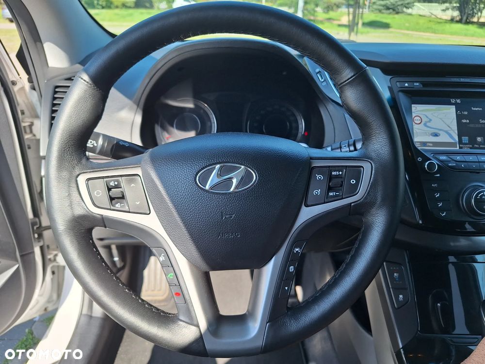 Hyundai i40 Kombi blue 1.7 CRDi DCT Premium - 17