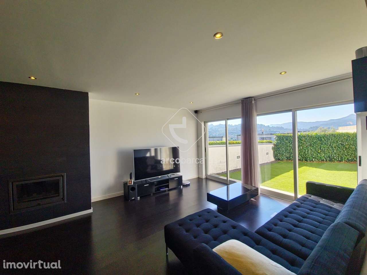 Moradia T3 com Jardim proximo do Centro de Arcos de Valdevez - Grande imagem: 5/32