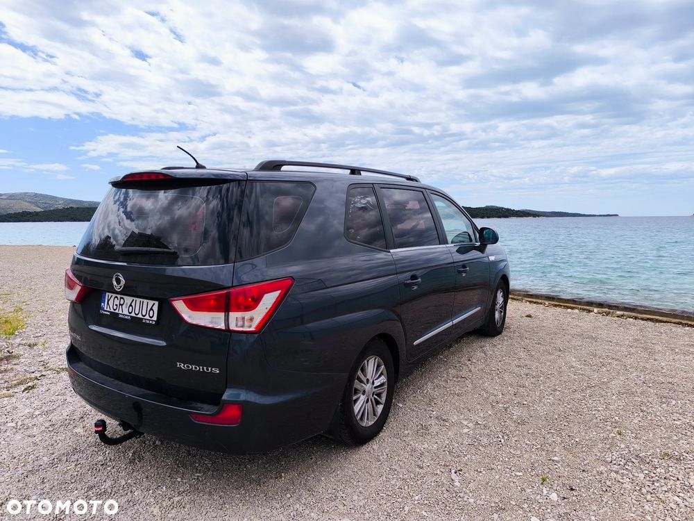 SsangYong/KGM Rodius 200 e-XDi Crystal Plus - 7