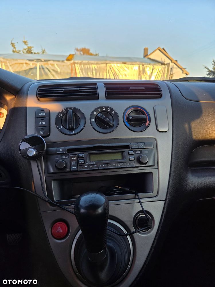 Honda Civic 1.6i ES - 15