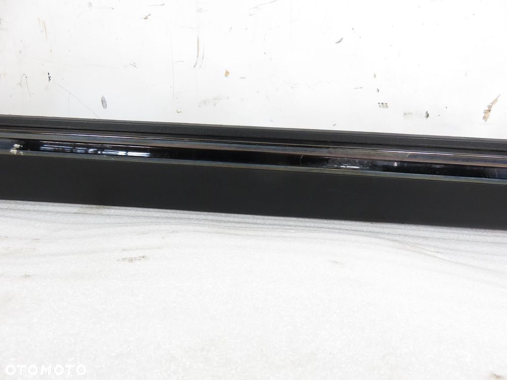 LISTWA PROGOWA LEWA KIA SPORTAGE IV 87753F1110 - 9