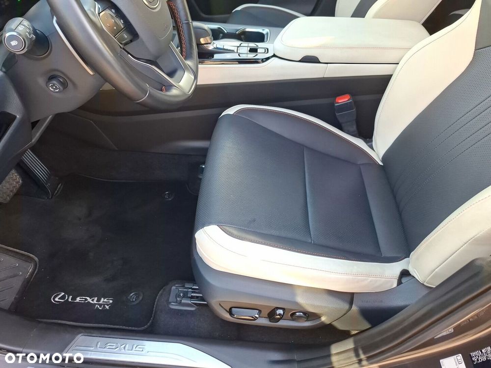 Lexus NX 450h+ Prestige AWD - 11