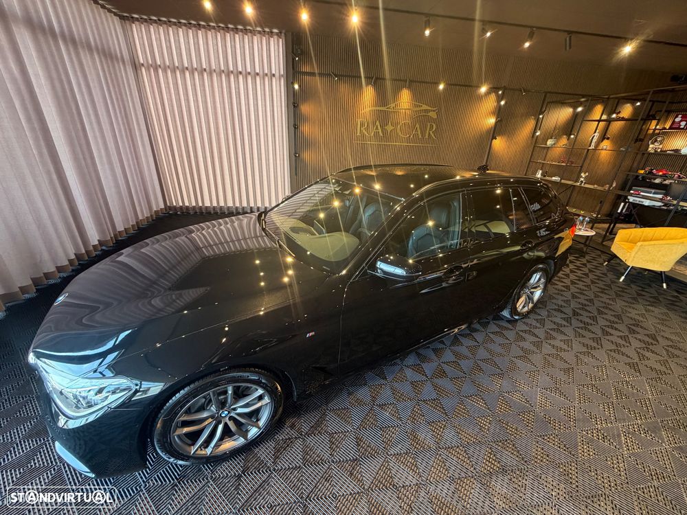 BMW 520 d Pack Desportivo M Auto - 11