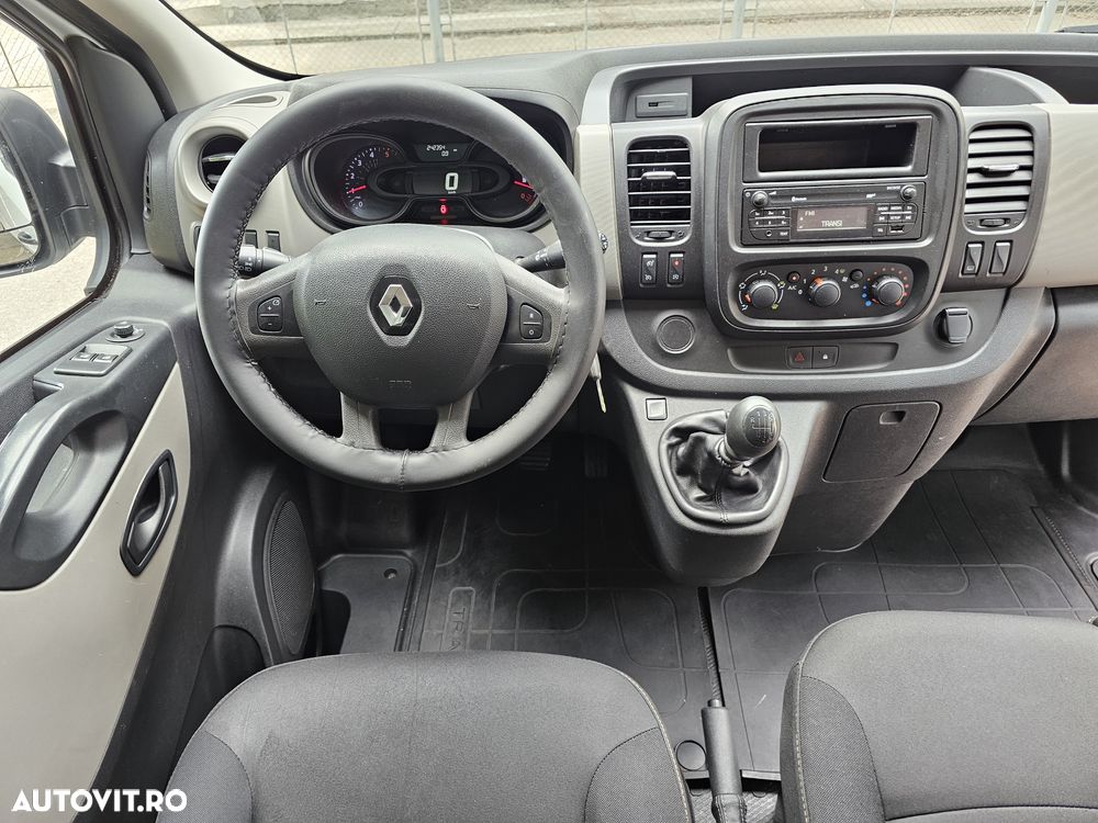Renault TRAFIC - 7