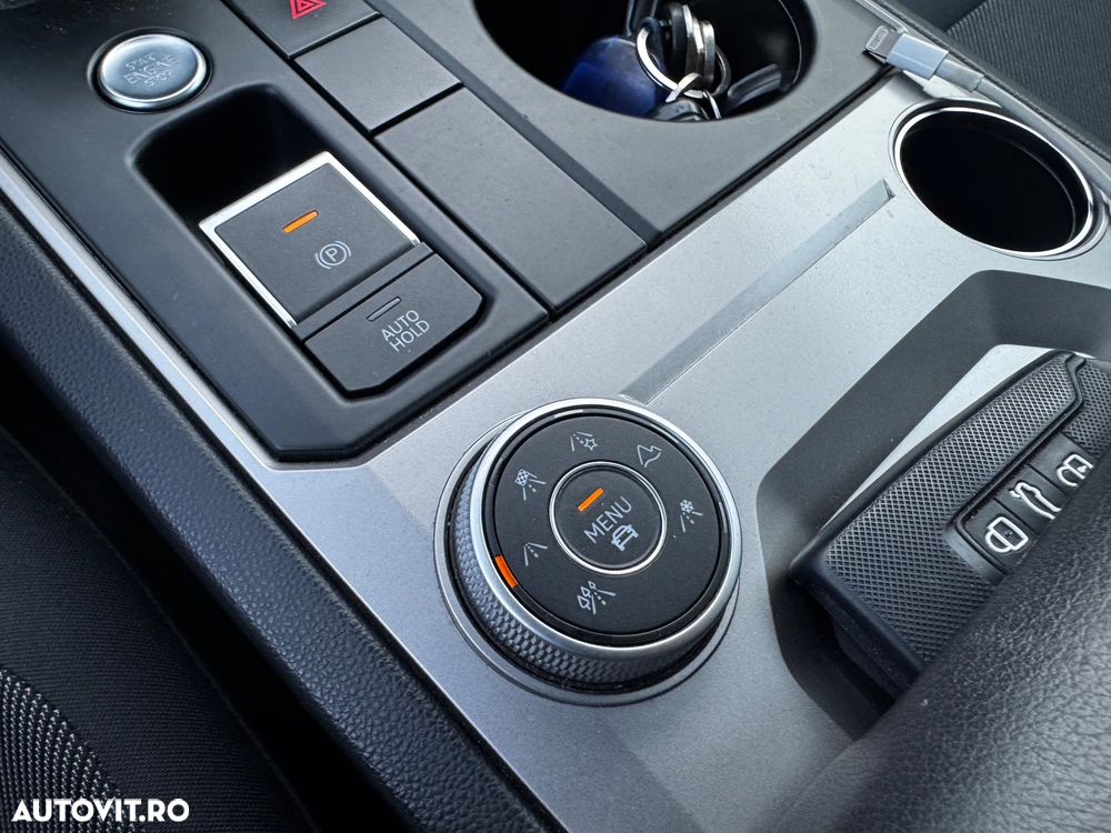 Volkswagen Touareg V6 TDI Elegance - 24