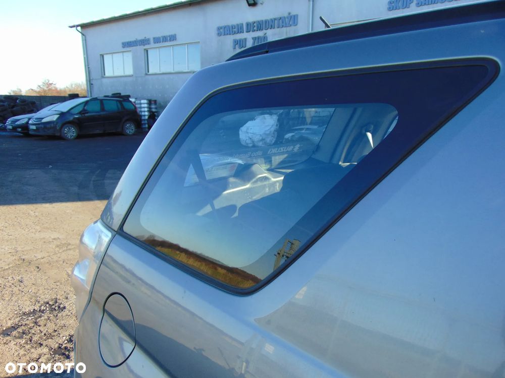 prawa szyba tył karoseryjna Suzuki Grand Vitara II 3D zdl - 1