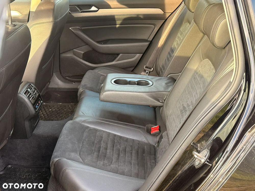 Volkswagen Passat 1.8 TSI BMT Highline - 11