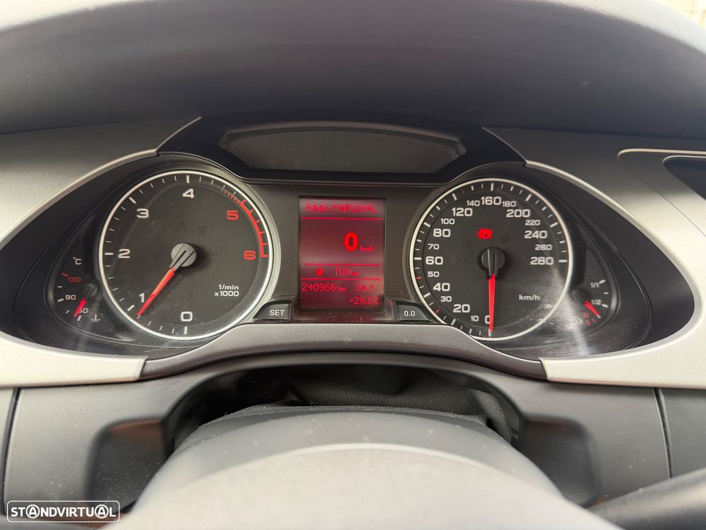 Audi A4 Avant 2.0 TDI - 12