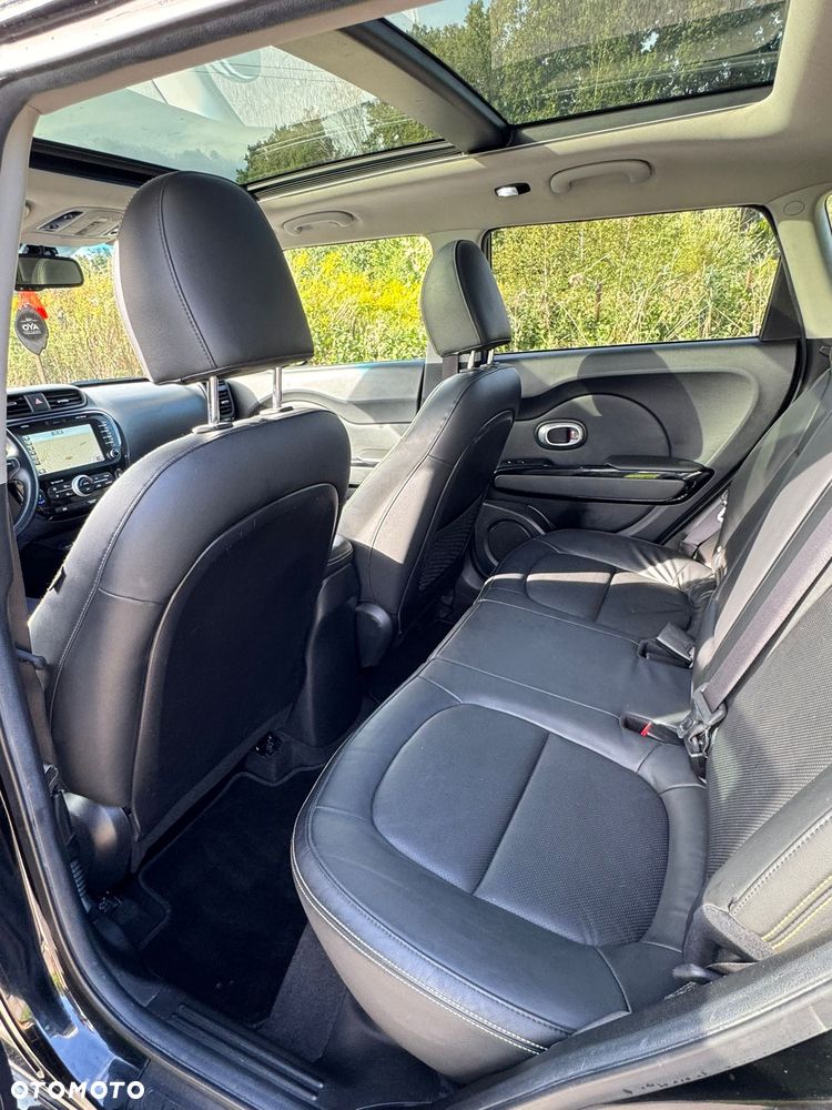 Kia Soul 1.6 CRDI XL DCT - 32