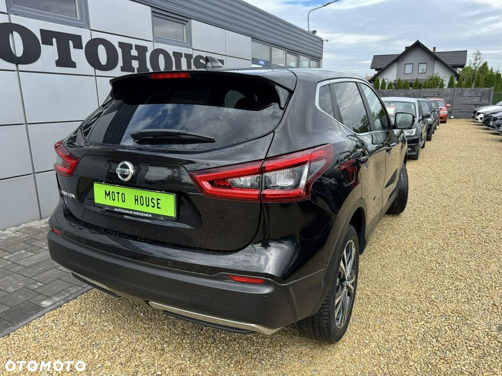 Nissan Qashqai - 4