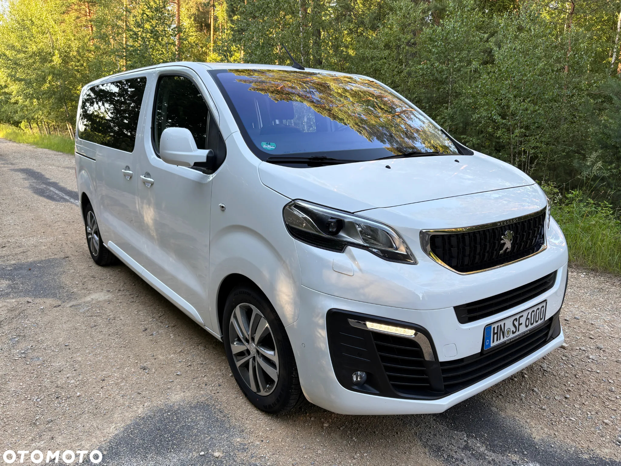 Peugeot Traveller L2 2.0 BlueHDi 180 S&S EAT8 Allure - 9