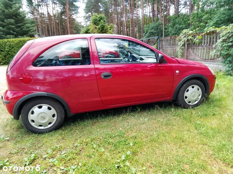Opel Corsa 1.2 16V Essentia - 11