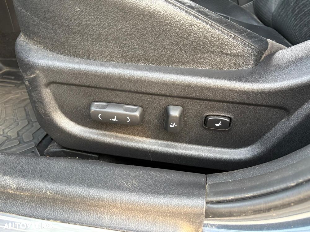 Kia Optima - 11