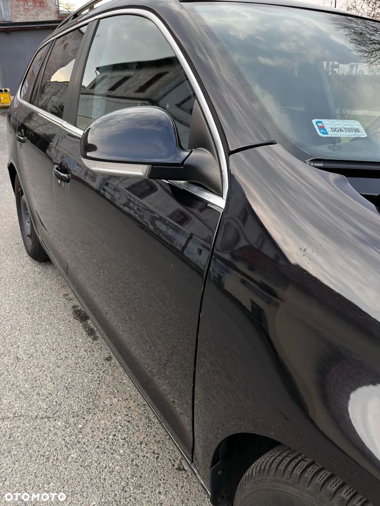 Volkswagen Golf 1.9 TDI DPF Comfortline - 22