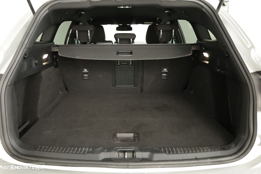 Ford Focus SW 1.0 EcoBoost MHEV ST-Line X Aut. - 21