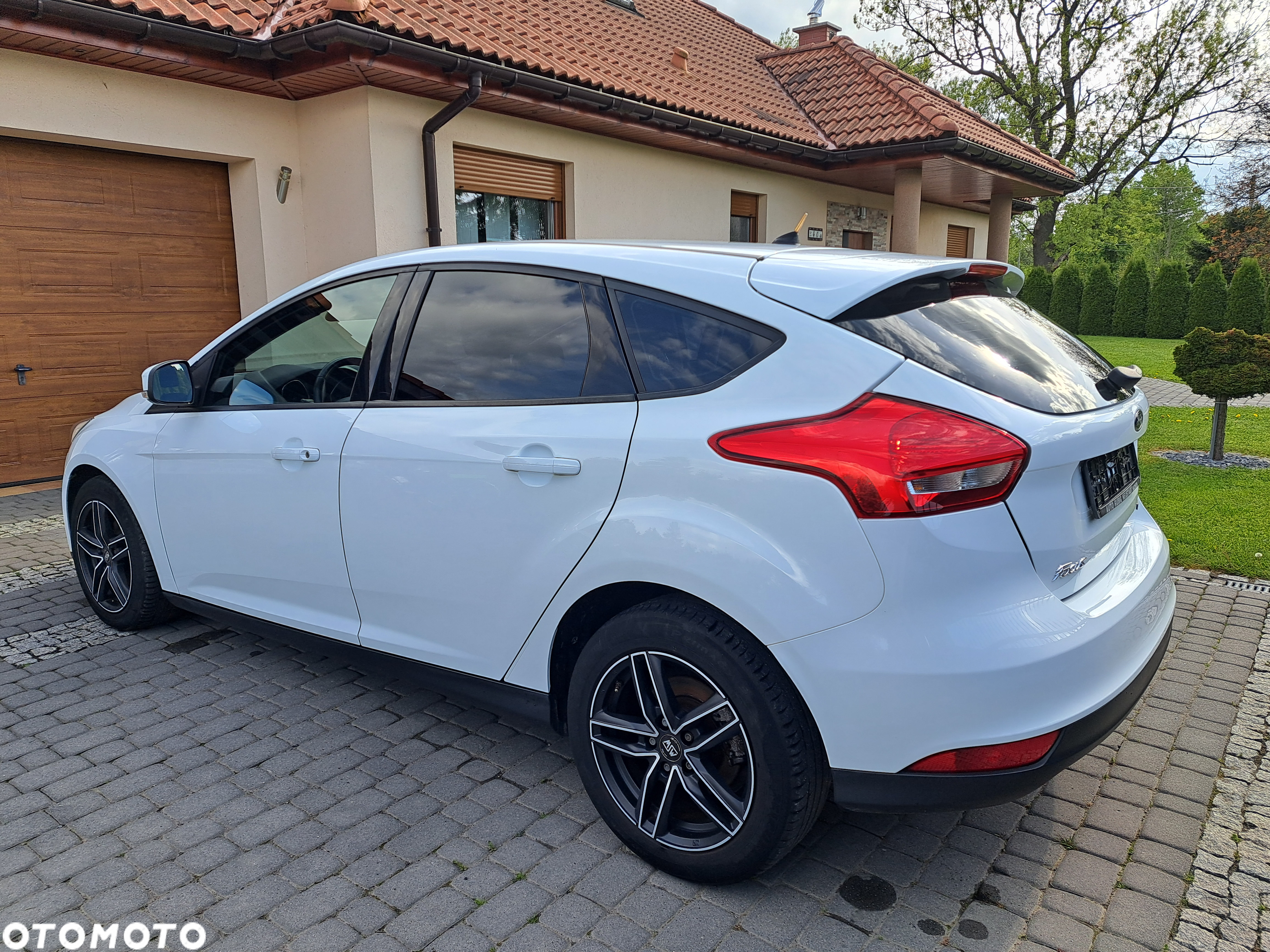 Ford Focus 1.0 EcoBoost Trend - 13