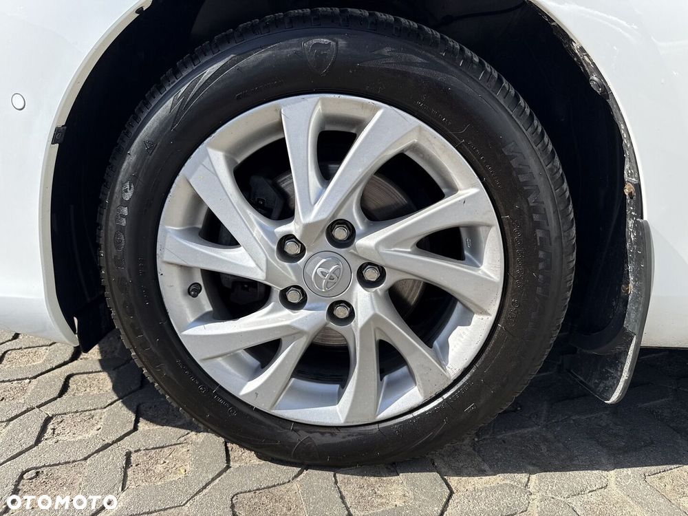 Toyota Auris Hybrid 135 Premium - 18