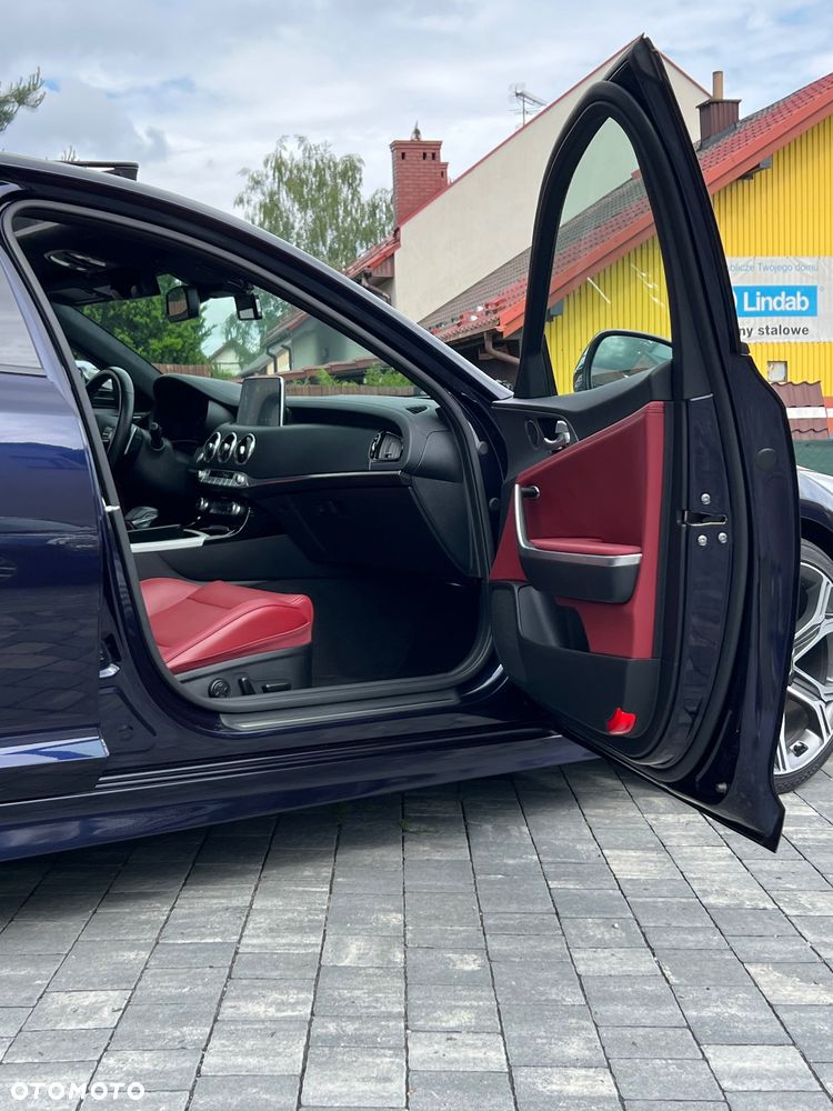 Kia Stinger 2.0 T-GDI GT Line - 14