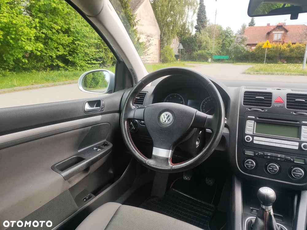 Volkswagen Golf 1.6 Goal - 33