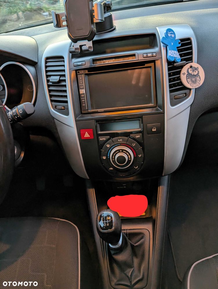 Kia Venga - 3