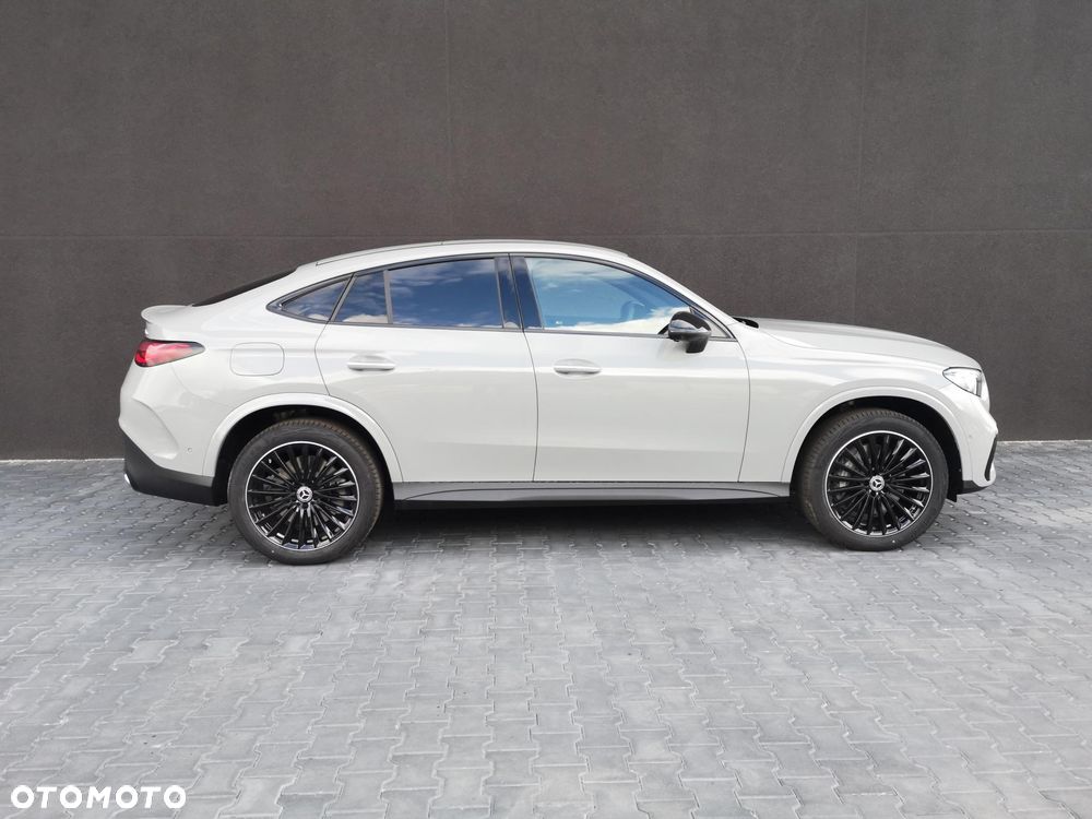 Mercedes-Benz GLC 300 e PHEV 4-Matic AMG Line - 6