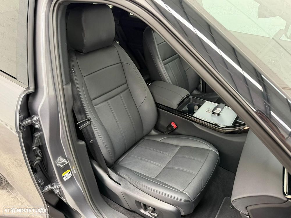 Land Rover Range Rover Evoque 1.5 P300e AWD Auto - 41