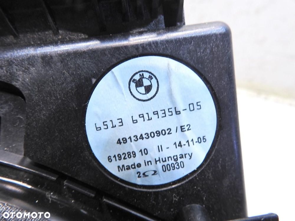 GŁOŚNIK SUBWOOFER POD FOTEL PRAWY PRZÓD BMW E61 6919356 - 6