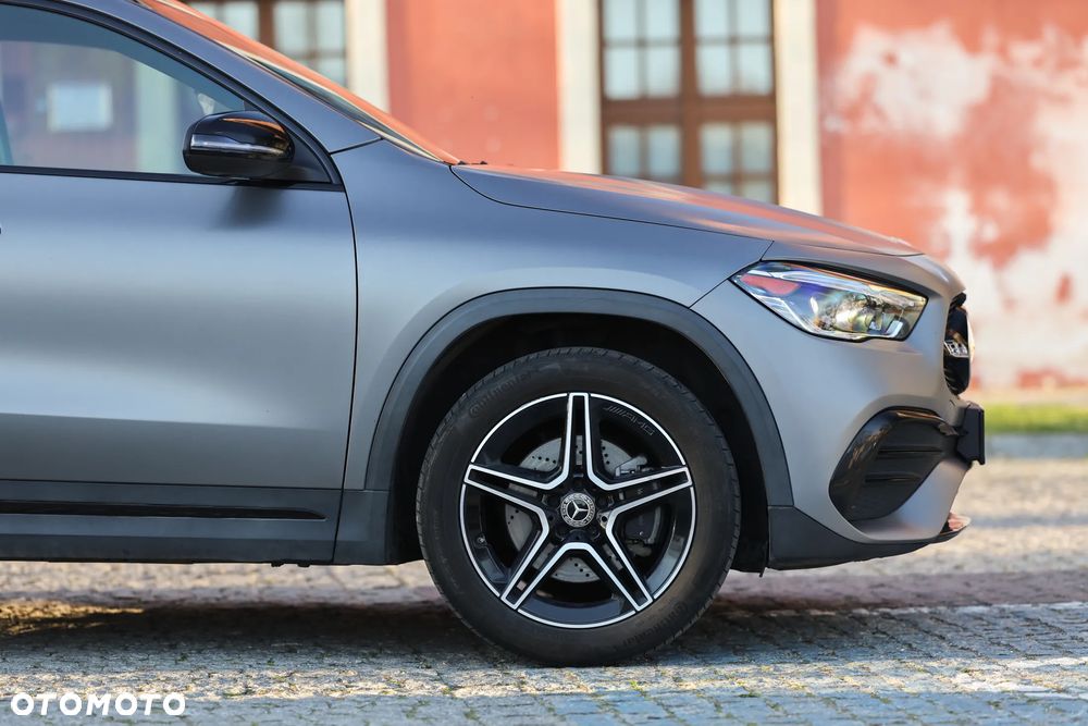 Mercedes-Benz GLA 250 4Matic 8G-DCT AMG Line - 5