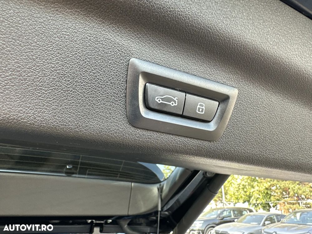 BMW X1 sDrive18d AT - 26