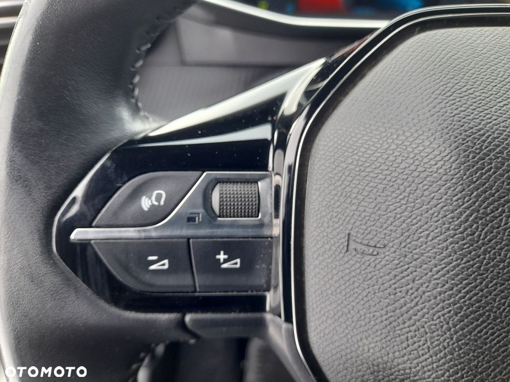 Peugeot 2008 - 14
