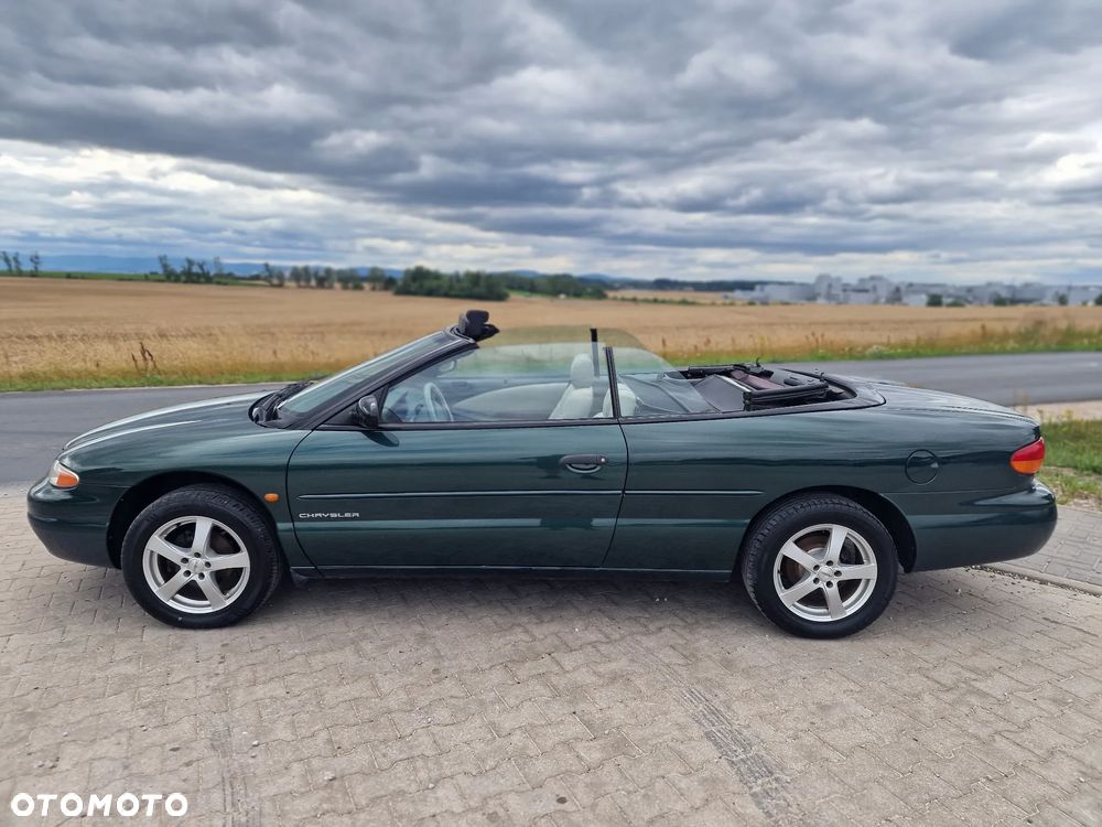 Chrysler Stratus LX 2.0 - 15