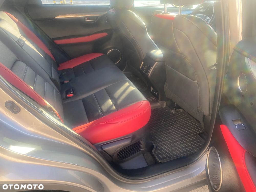 Lexus NX 300 F Sport AWD - 18